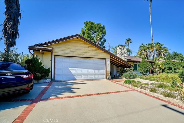 11831 Gothic, Granada Hills, CA 91344