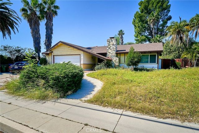 11831 Gothic, Granada Hills, CA 91344