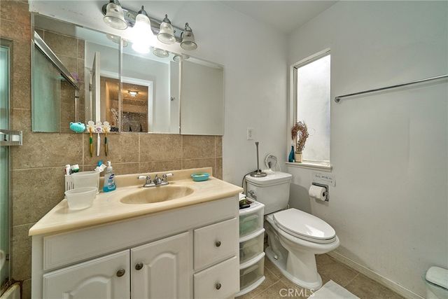 11831 Gothic, Granada Hills, CA 91344