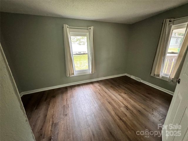 1025 Martin Luther King Jr Drive, Albemarle, NC 28001