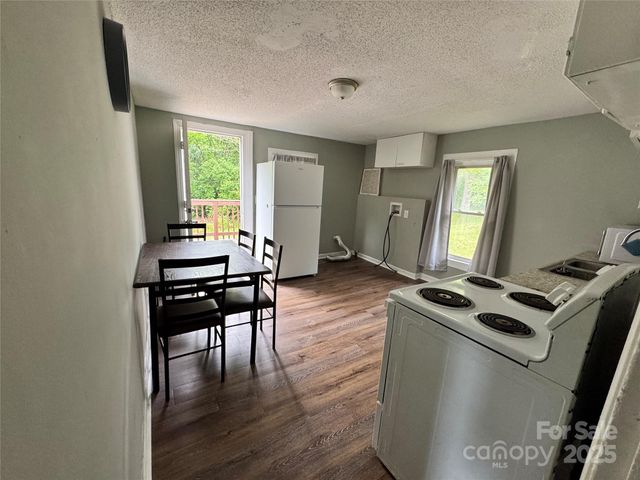1025 Martin Luther King Jr Drive, Albemarle, NC 28001