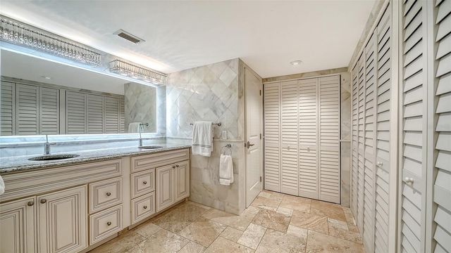 2055 GULF OF MEXICO DRIVE G2-109, Longboat Key, FL 34228