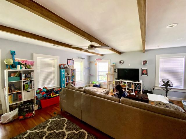 3209 Milburn Street, Houston, TX 77021