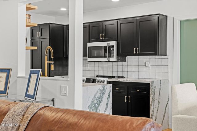1284 Landsburn Circle, Westlake Village, CA 91361