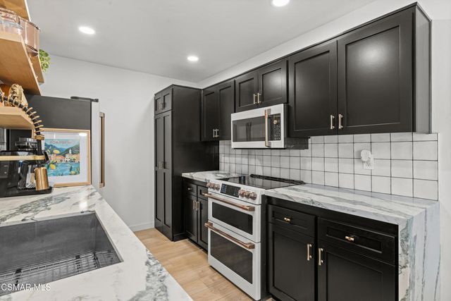 1284 Landsburn Circle, Westlake Village, CA 91361