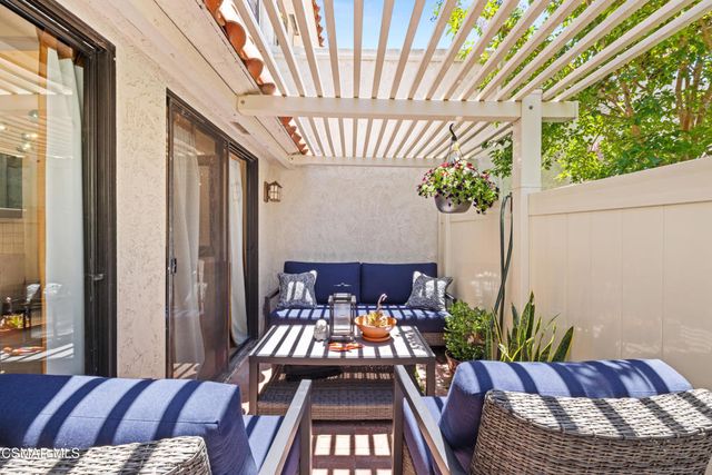 1284 Landsburn Circle, Westlake Village, CA 91361
