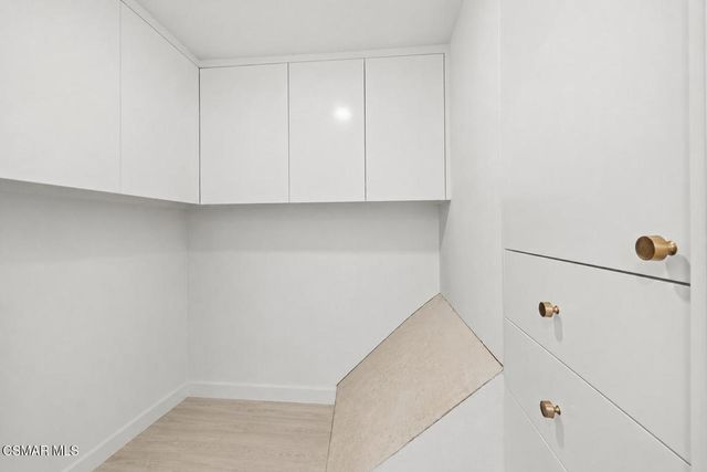 1284 Landsburn Circle, Westlake Village, CA 91361