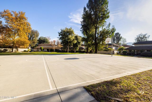 1284 Landsburn Circle, Westlake Village, CA 91361