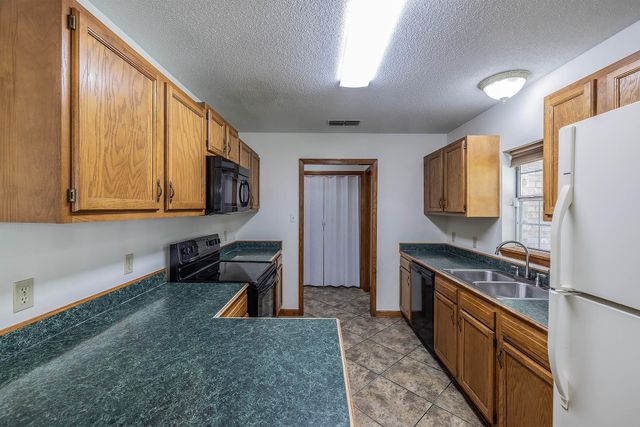 405 Cavaness Dr, Houma, LA 70364
