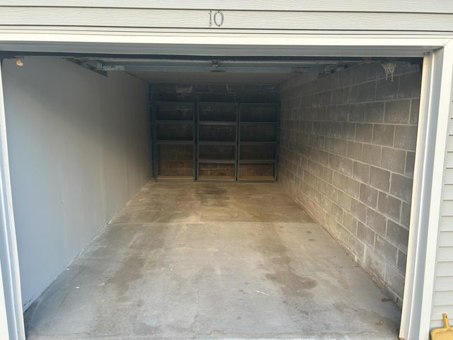 1601 N Innsbruck Drive 329, Fridley, MN 55432