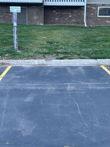 1601 N Innsbruck Drive 329, Fridley, MN 55432