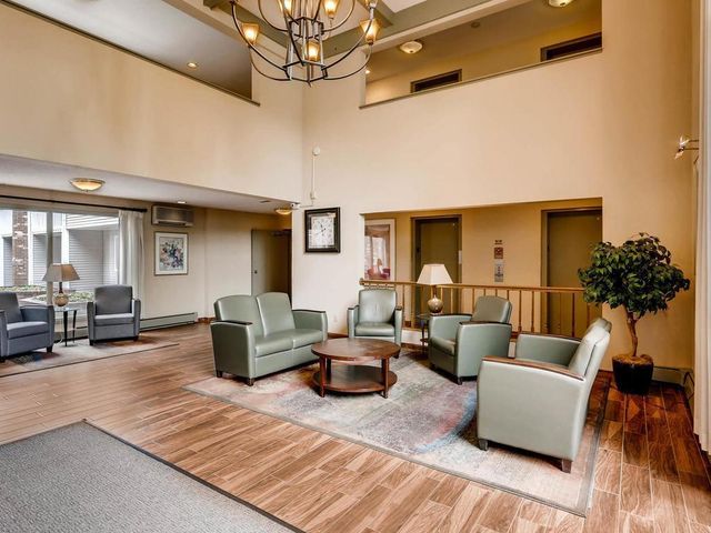 1601 N Innsbruck Drive 329, Fridley, MN 55432