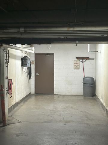 1601 N Innsbruck Drive 329, Fridley, MN 55432