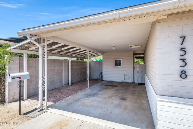 7538 E KIMSEY Lane, Scottsdale, AZ 85257
