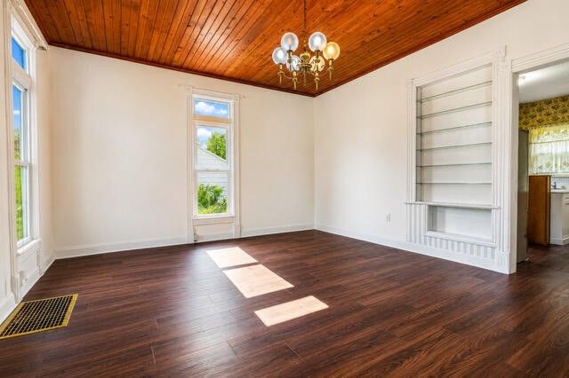 214 N Gremps Street, Paw Paw, MI 49079