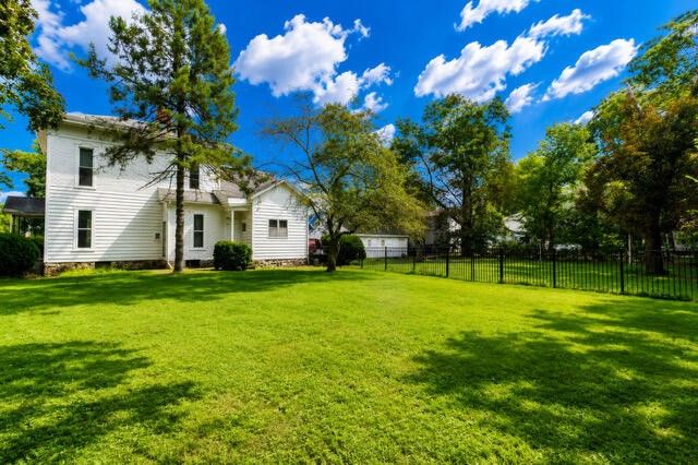214 N Gremps Street, Paw Paw, MI 49079