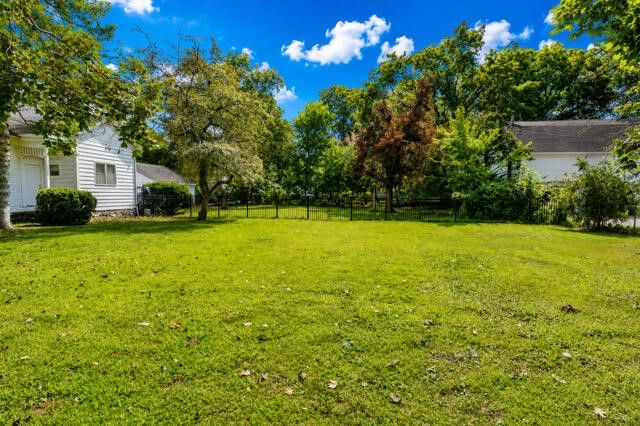 214 N Gremps Street, Paw Paw, MI 49079