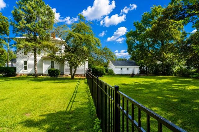 214 N Gremps Street, Paw Paw, MI 49079