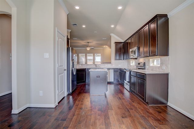 217 Baldwin Drive, Fate, TX 75189