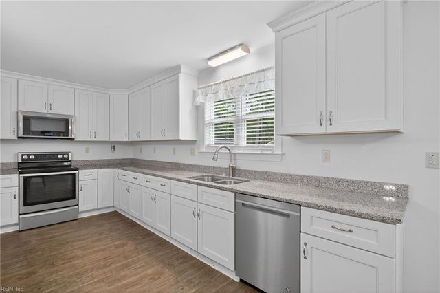 105 Homestead RD, Franklin, VA 23851