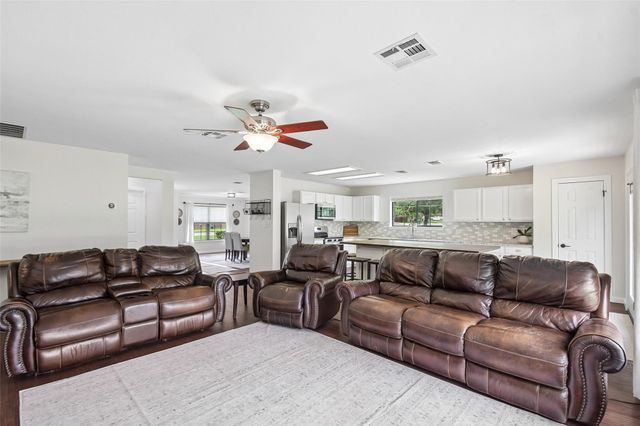 485 Bella Vista CIR, Kyle, TX 78640
