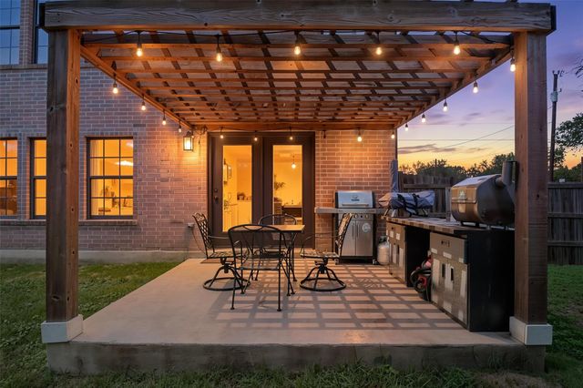 485 Bella Vista CIR, Kyle, TX 78640