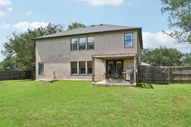 485 Bella Vista CIR, Kyle, TX 78640