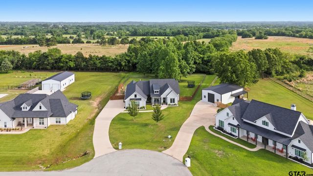 21836 Country Meadows, Bullard, TX 75757
