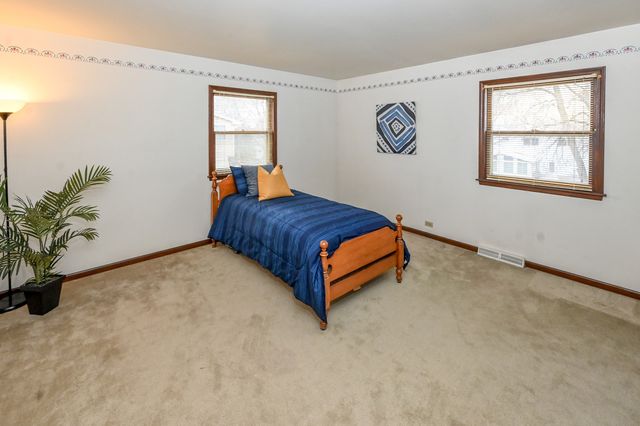 249 S Arlington Heights Road, Elk Grove Village, IL 60007