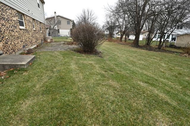 249 S Arlington Heights Road, Elk Grove Village, IL 60007