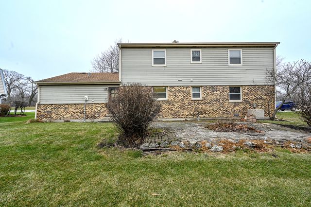 249 S Arlington Heights Road, Elk Grove Village, IL 60007