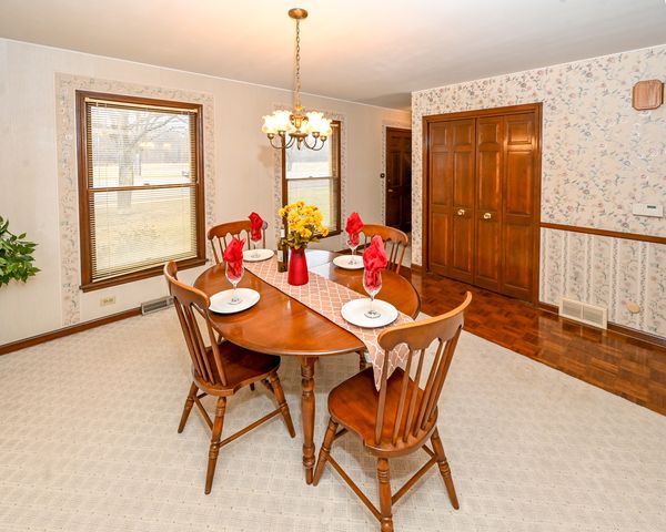 249 S Arlington Heights Road, Elk Grove Village, IL 60007