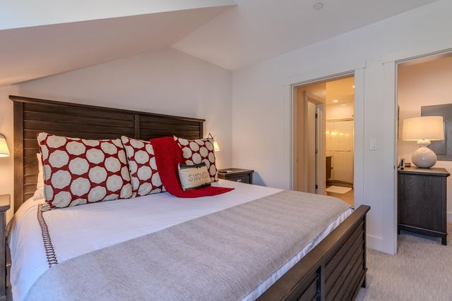 140 Lodge Road 3, Ludlow, VT 05149