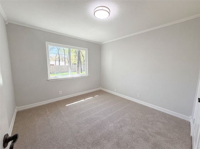 721 Briarwood Lane, Hurst, TX 76053