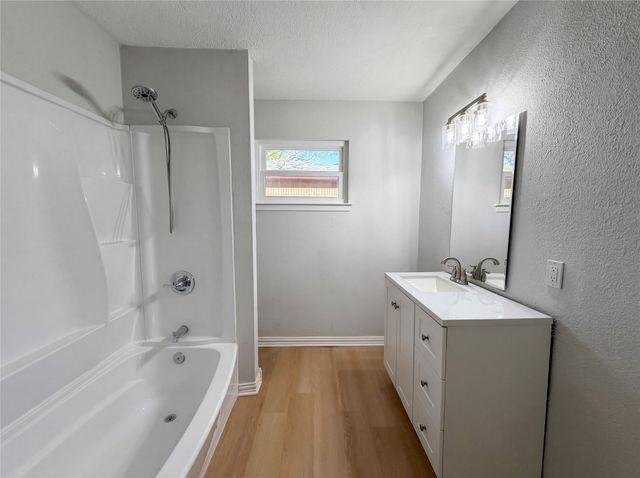 721 Briarwood Lane, Hurst, TX 76053