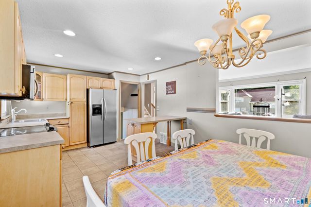 63 Bates Street, Hartford, CT 06114