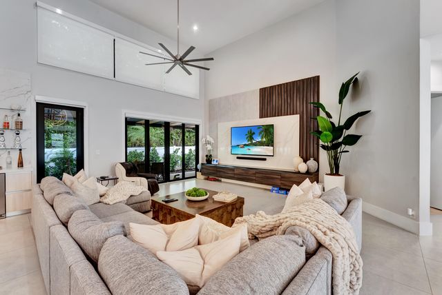1812 SW 17th Street, Boca Raton, FL 33486