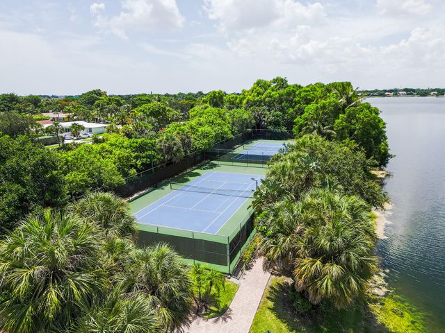 1812 SW 17th Street, Boca Raton, FL 33486