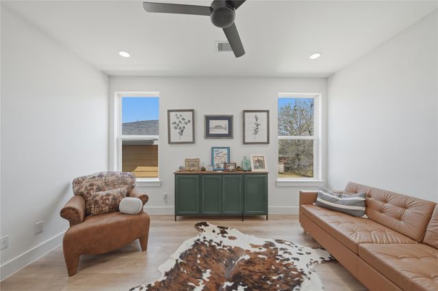 5220 Arapahoe Street, Houston, TX 77020