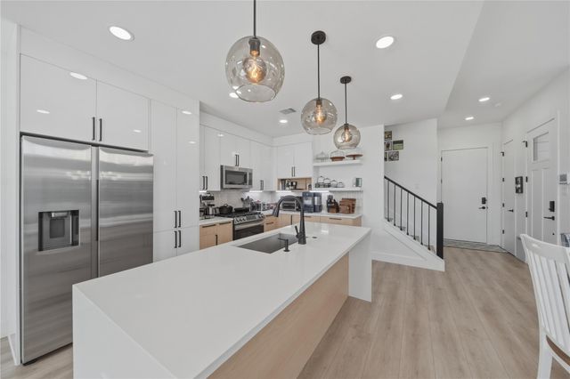 5220 Arapahoe Street, Houston, TX 77020