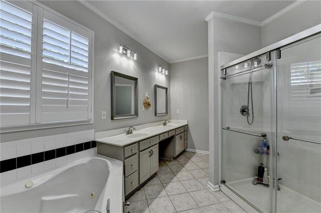 5019 Weatherstone Drive, Buford, GA 30519