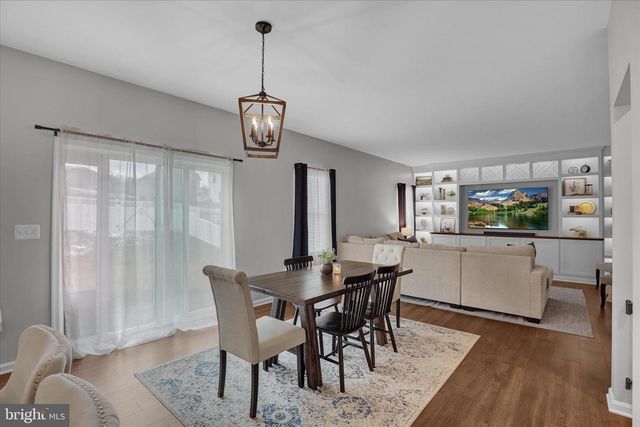 90 THOROUGHBRED DR, York Haven, PA 17370