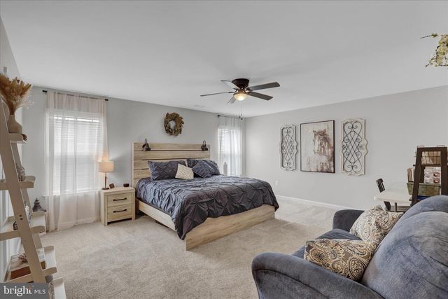 90 THOROUGHBRED DR, York Haven, PA 17370