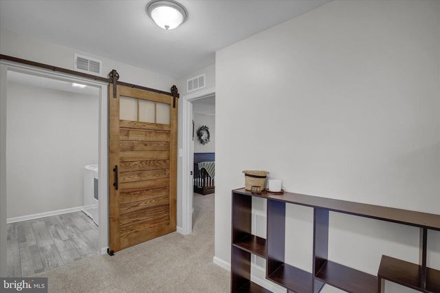 90 THOROUGHBRED DR, York Haven, PA 17370