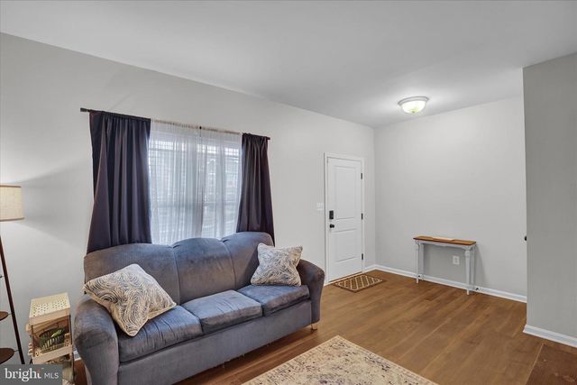 90 THOROUGHBRED DR, York Haven, PA 17370