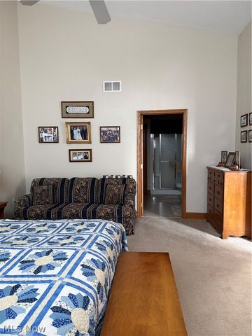 49281 Eagle Drive, East Liverpool, OH 43920