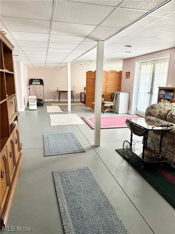 49281 Eagle Drive, East Liverpool, OH 43920