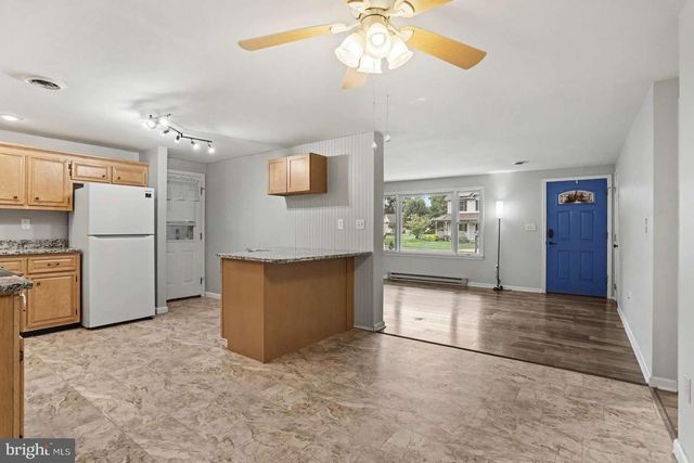 29 CHINKAPIN DR, New Oxford, PA 17350