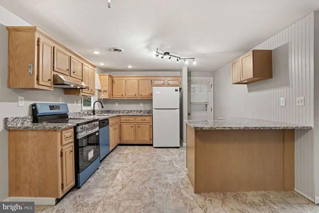 29 CHINKAPIN DR, New Oxford, PA 17350