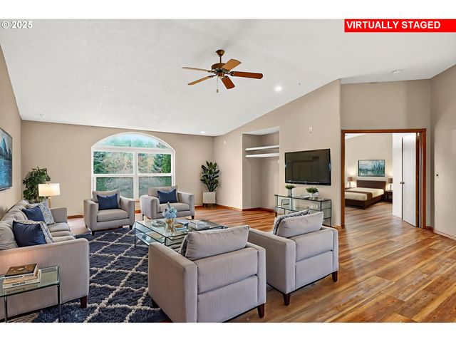 42101 Se LOCKSMITH Ln, Sandy, OR 97055